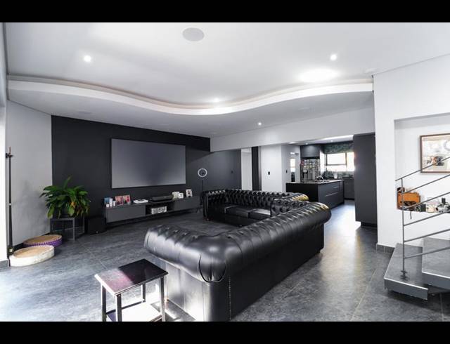 4 BEDROOM HOUSE FOR SALE IN MEYERSDAL